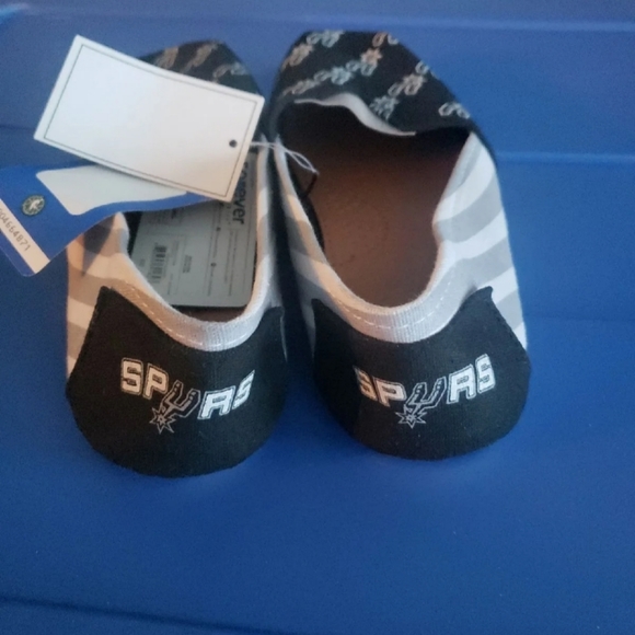San Antonio spurs shoes - Picture 3 of 3
